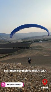Bugün, yamaç paraşütü başlangıç eğitimi alan pilotlarımızdan @mstfatlla ilk uçuşunu başarıyla gerçekleştirdi. Kendisini tebrik eder, uçuş hayatına güvenli şekilde devam etmesini temenni ederiz.